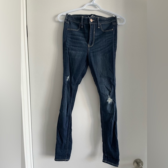 Hollister High-Rise Ripped Dark Wash Size 1 Jean Leggings - Picture 2 of 4